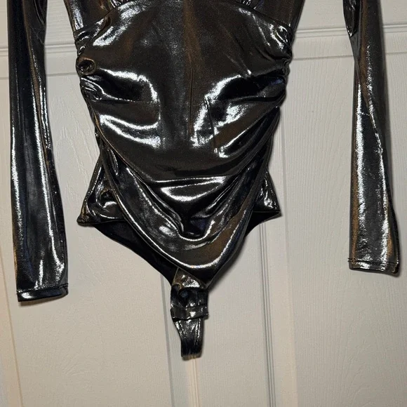 H&M Metallic Silver Long Sleeve Jumpsuit - Picture 5 of 10